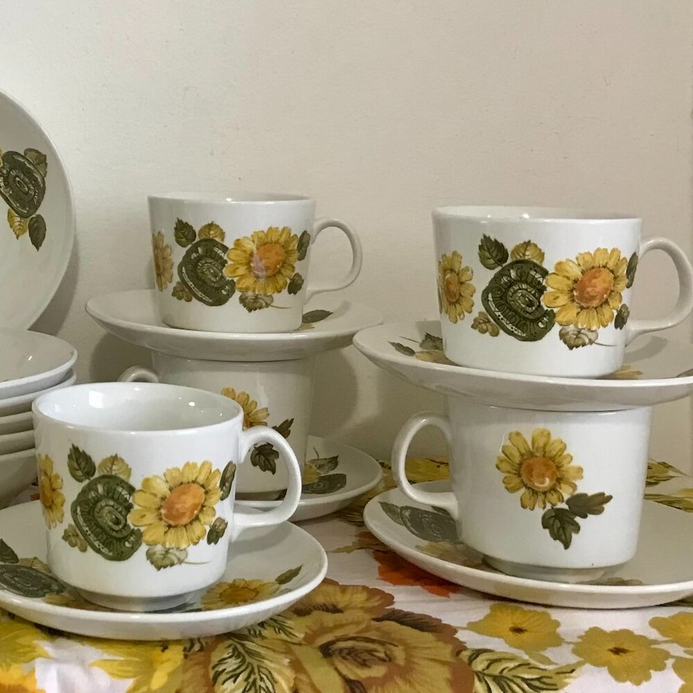 Vintage Johnson Brothers Ironstone Tea Cups and Saucers Set of Five